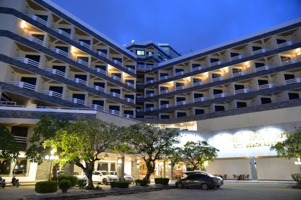 City Beach Resort Hua Hin